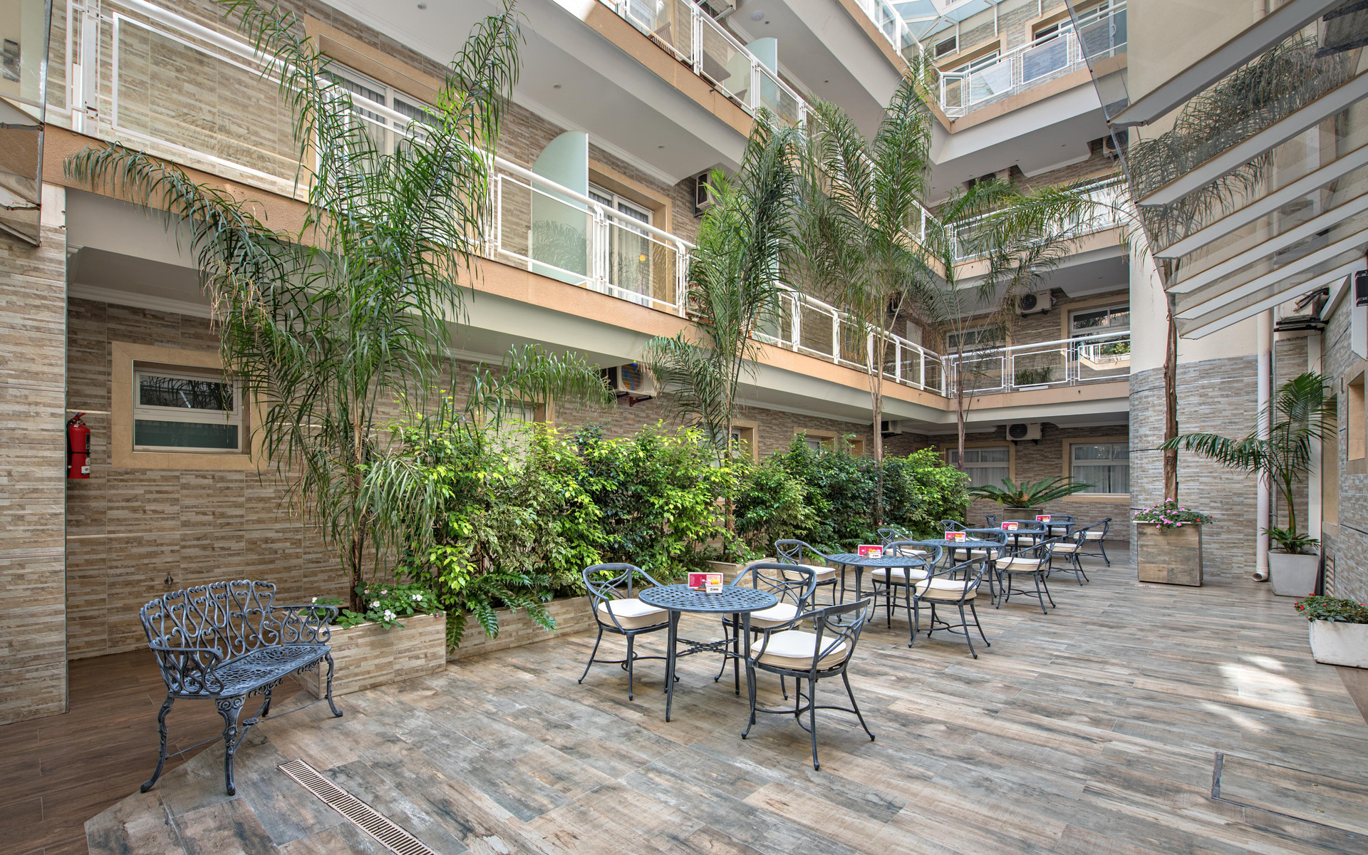 Varios Nuevo Ostende Hotel