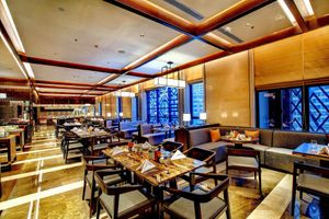 Alojamiento - Sheraton Yunfu Xinxing Hotel