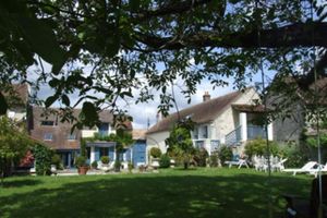 Alojamiento - Les Glycines