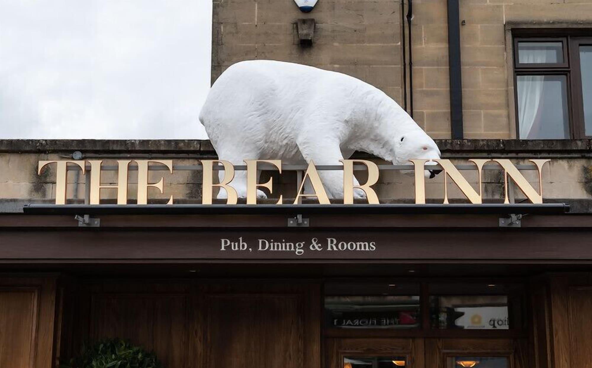 Vista Exterior Bear Hotel
