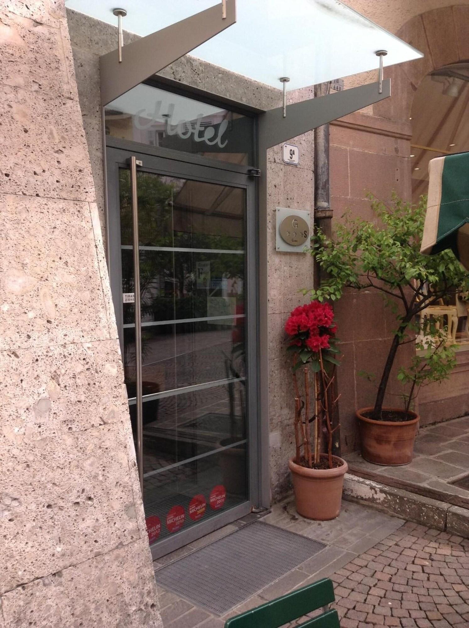 Vista Exterior Hotel Figl