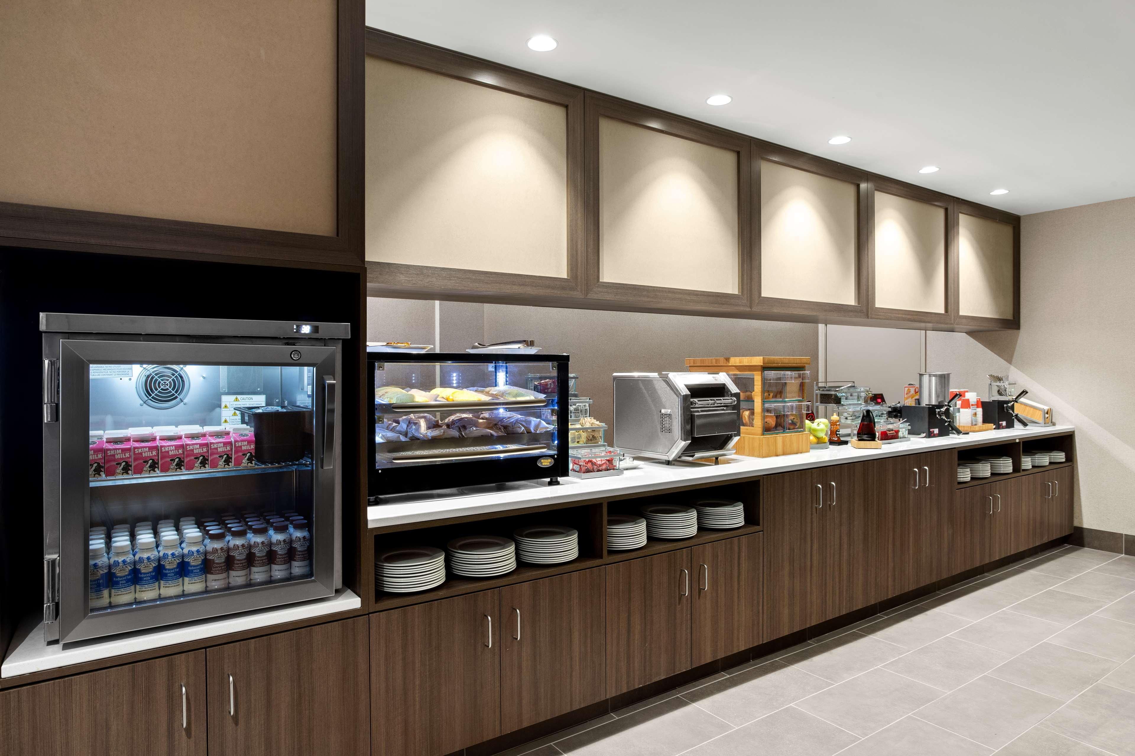 Restaurant Home2 Suites By Hilton Owatonna