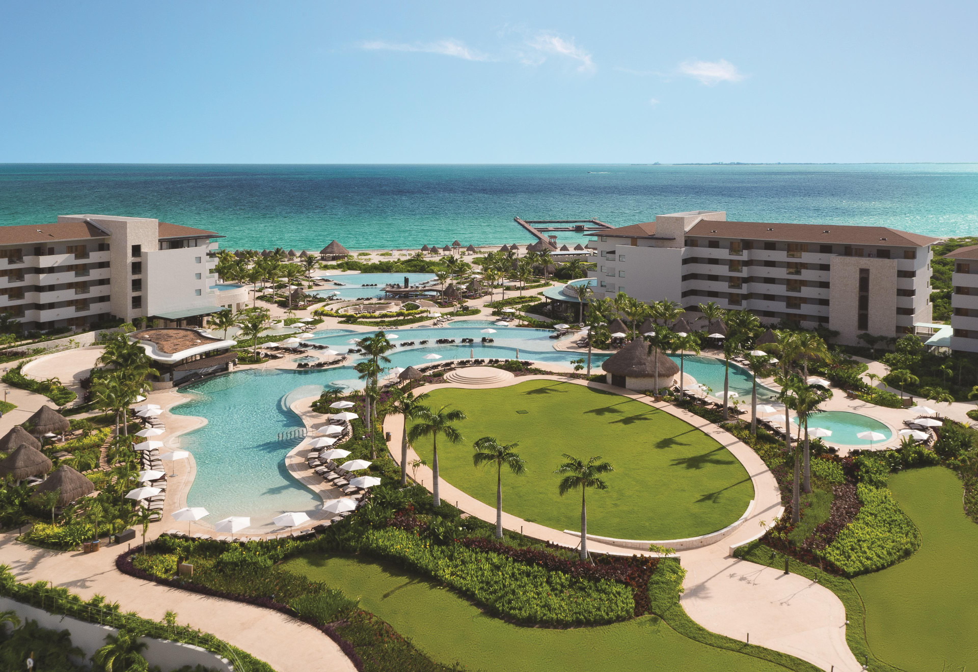 Vista Exterior Dreams Playa Mujeres Golf and Spa