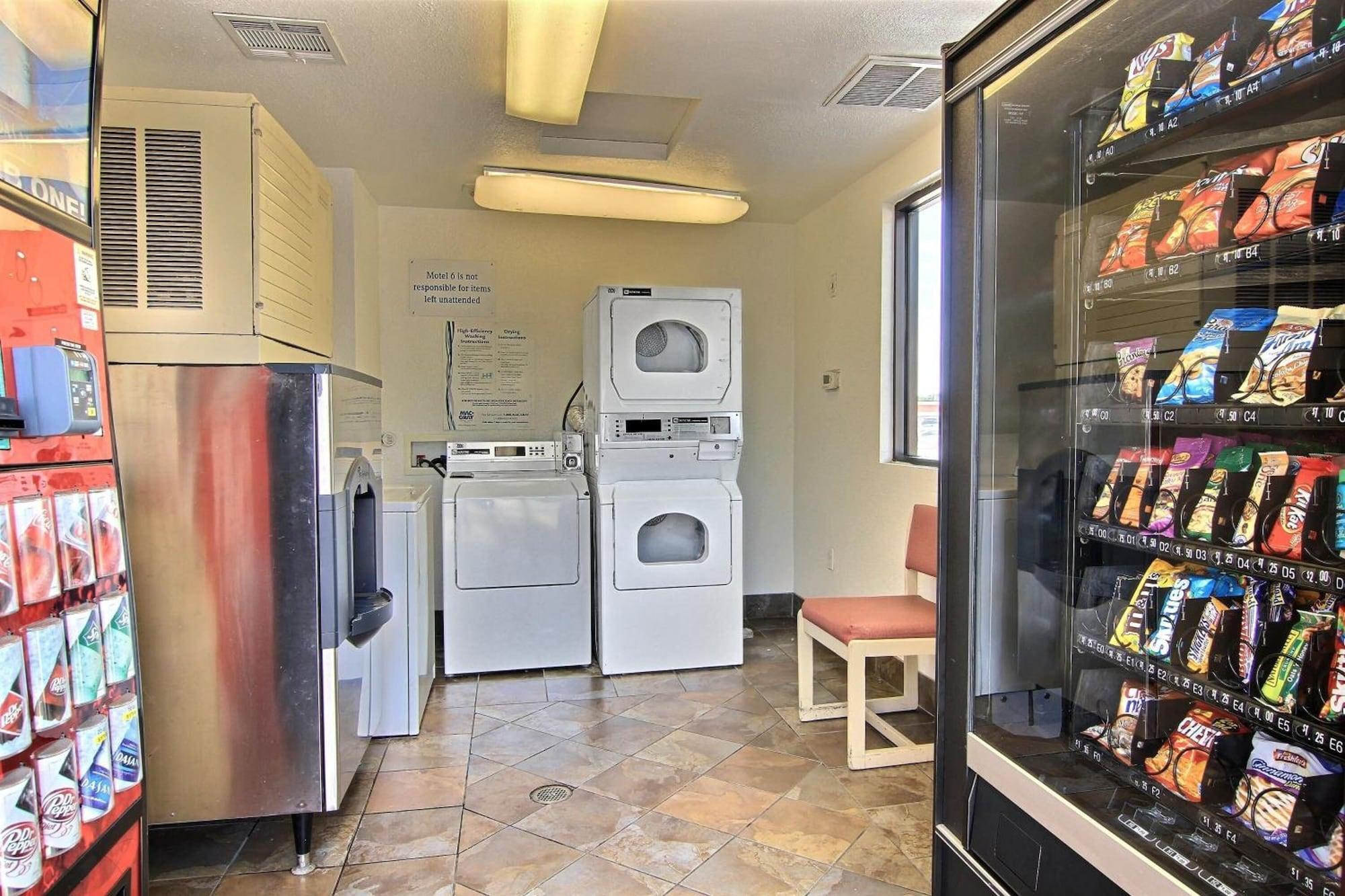 Comodidades del Alojamiento Motel 6 Austin, TX - Central Downtown UT