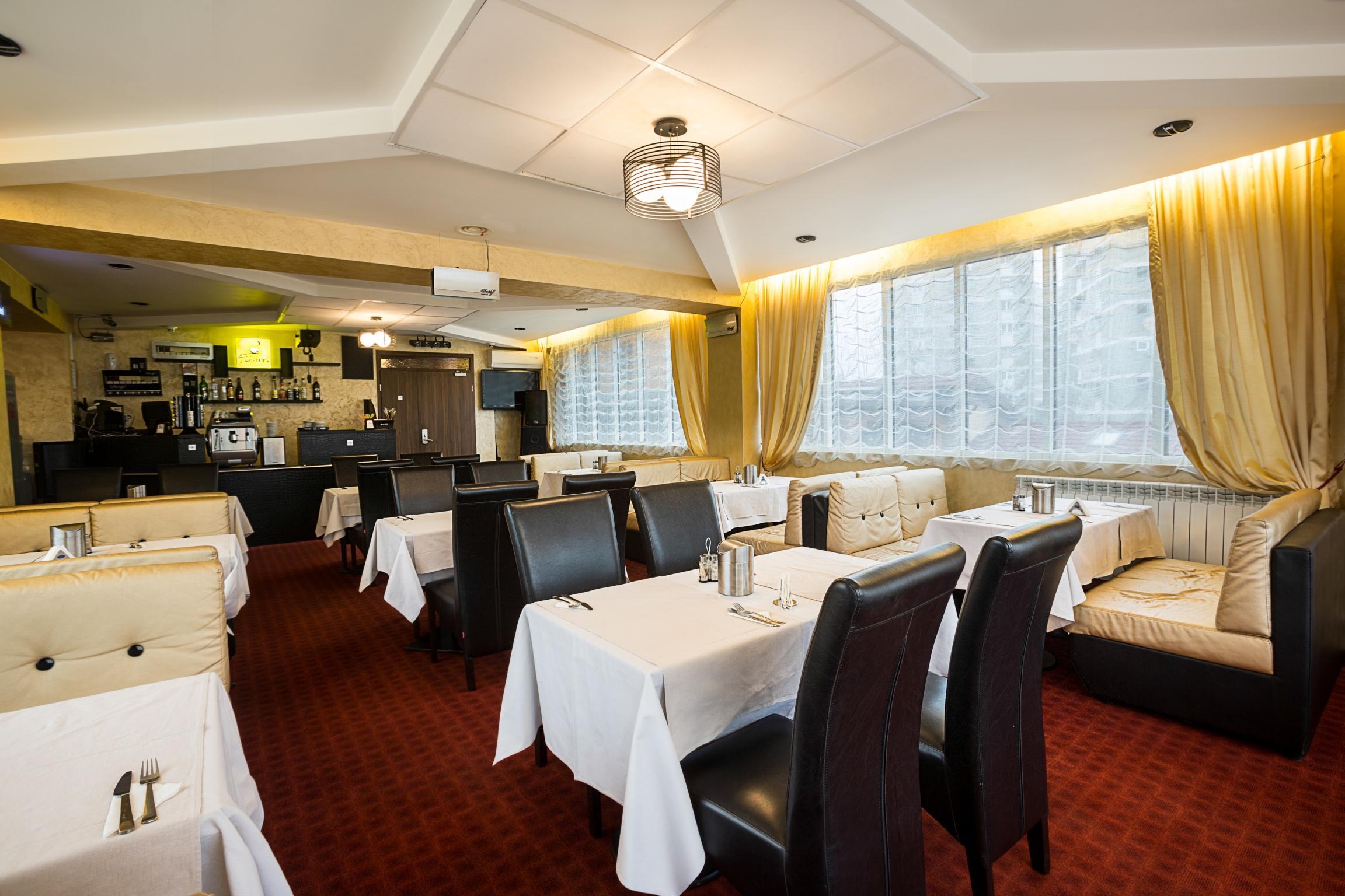 Restaurant Inter Business Bucharest Hotel