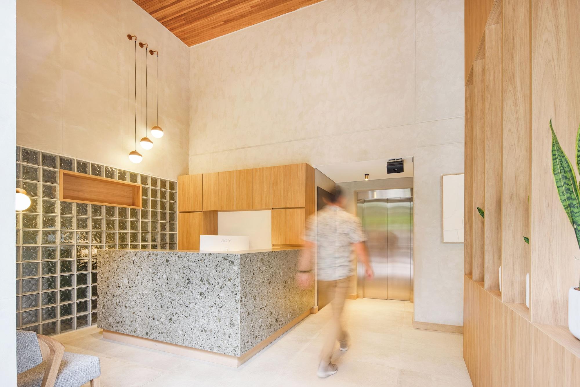 Vista Lobby Blues Suites Laureles