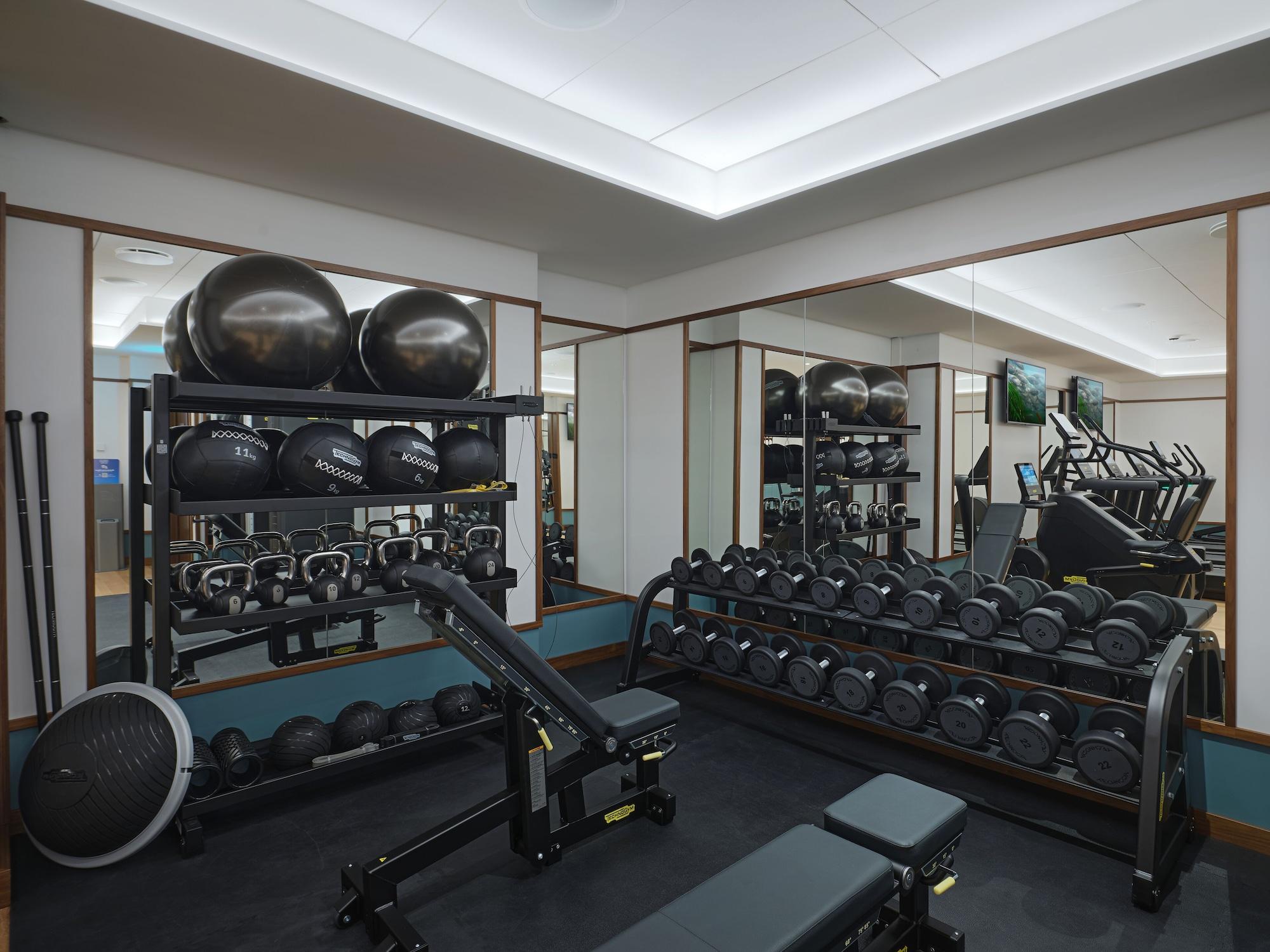 Gimnasio Iceland Parliament Hotel, Curio Collection By Hilton