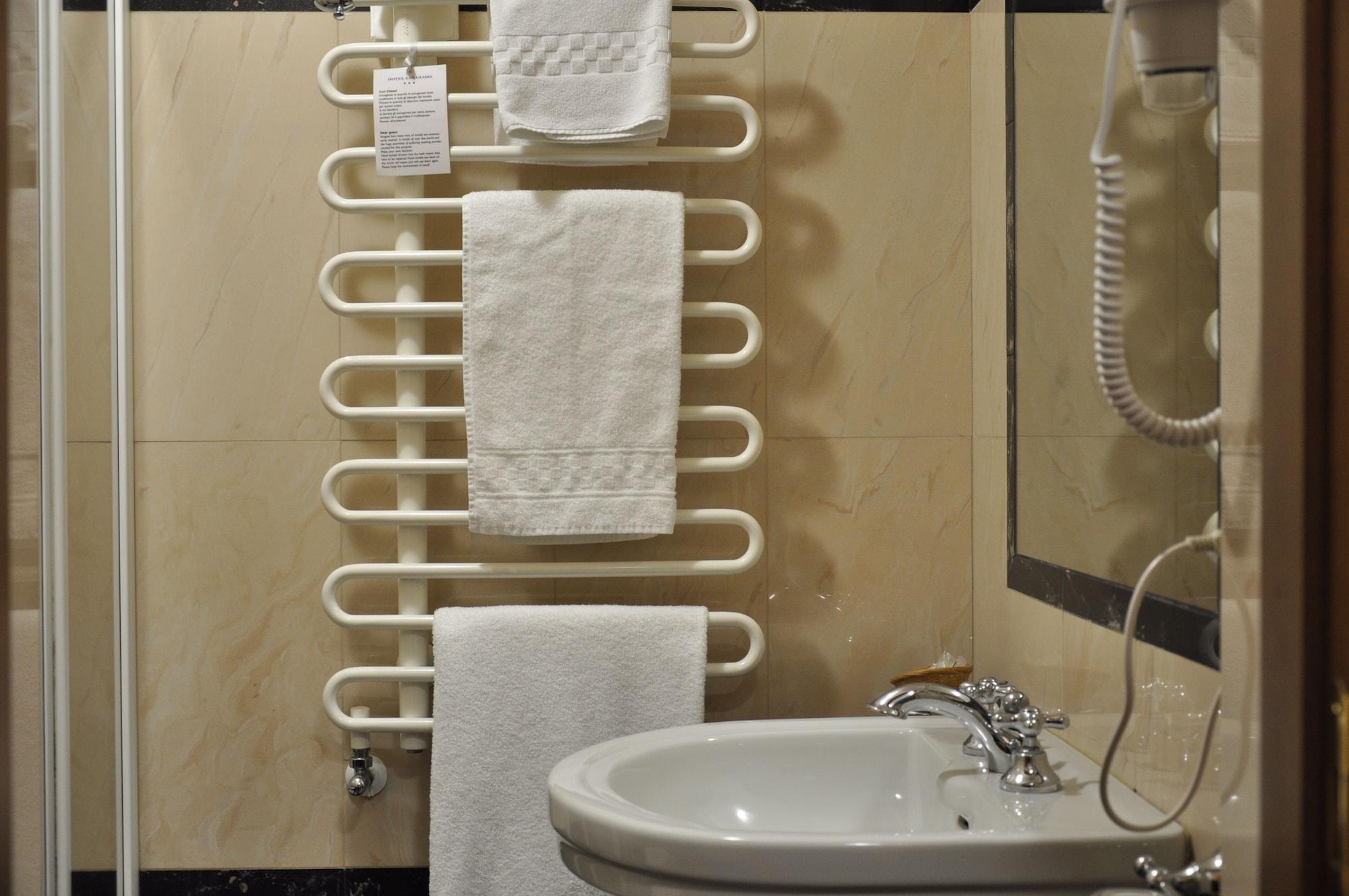 Set de Habitación Hotel San Guido