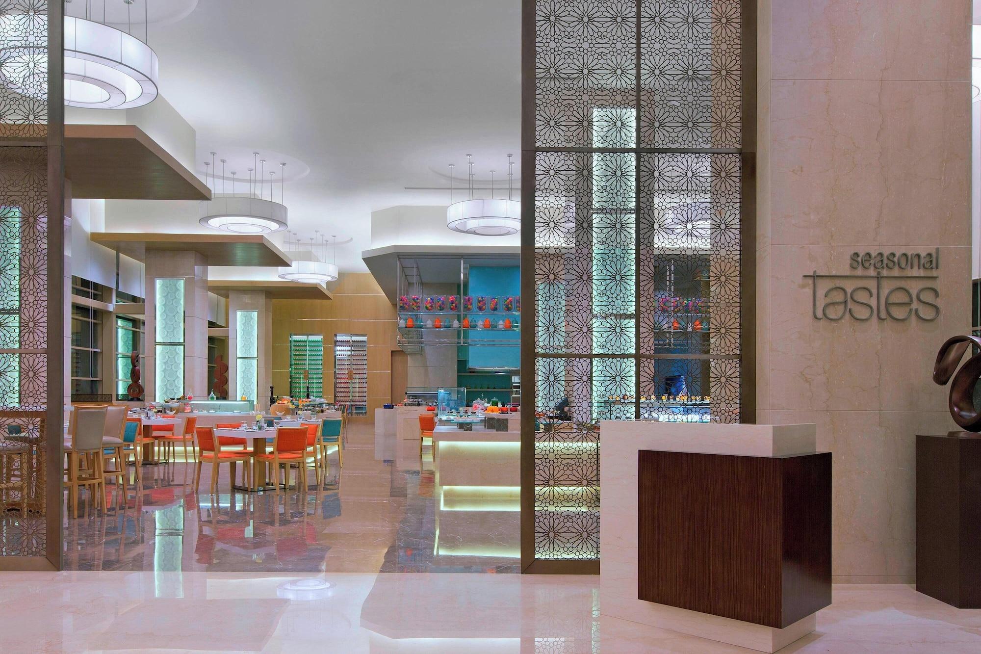 Restaurant The Westin Chennai Velachery