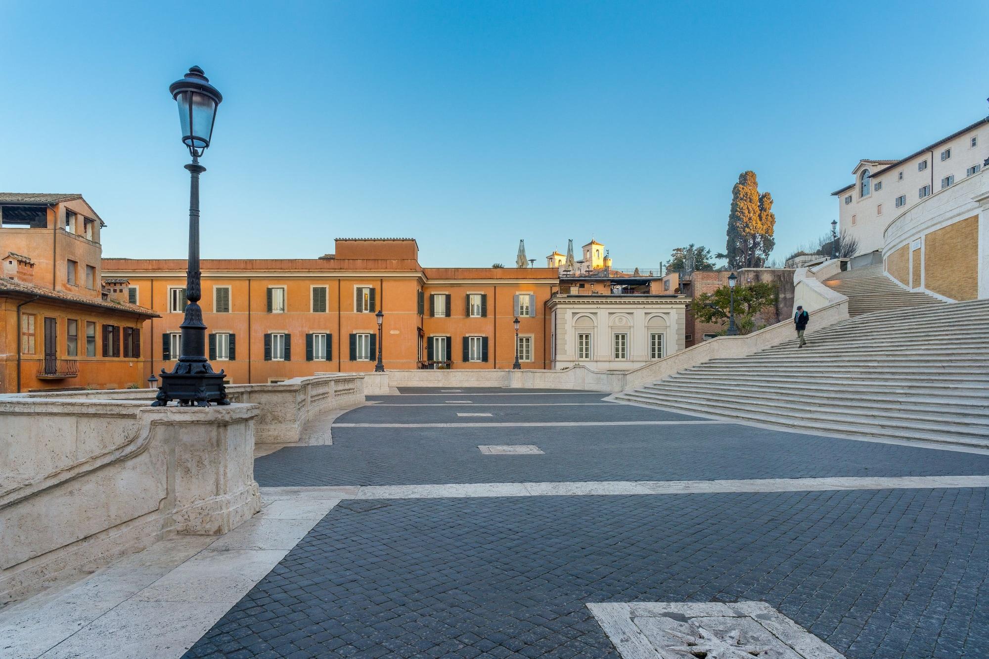 Vista Exterior Les Diamants Spanish Steps Suite
