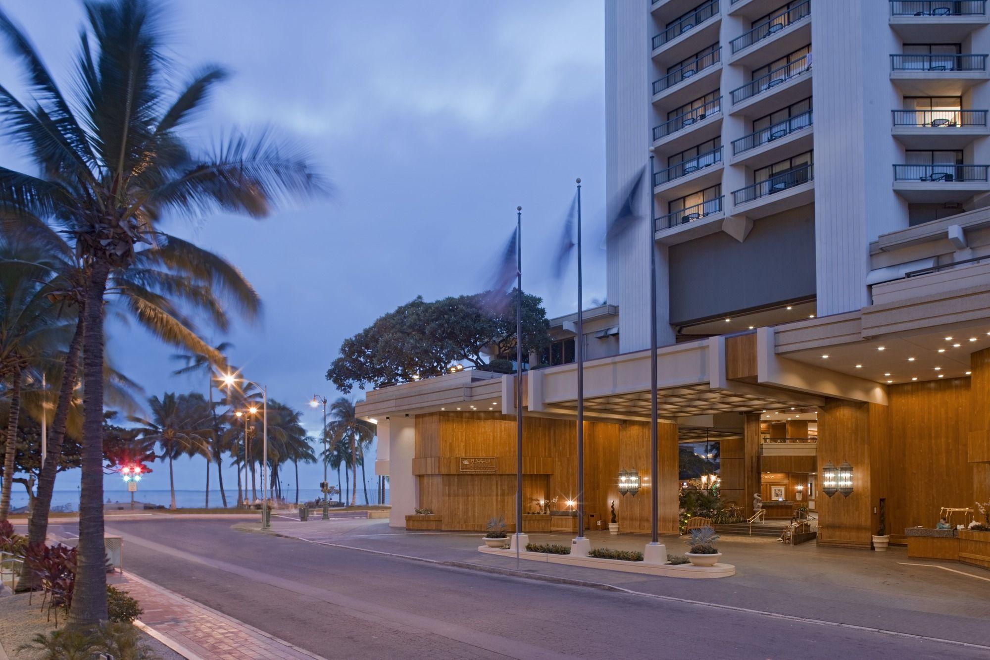 Vista Lobby Hyatt Regency Waikiki Beach Resort And Spa
