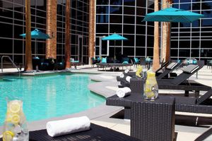 Alojamiento - Renaissance Las Vegas Hotel