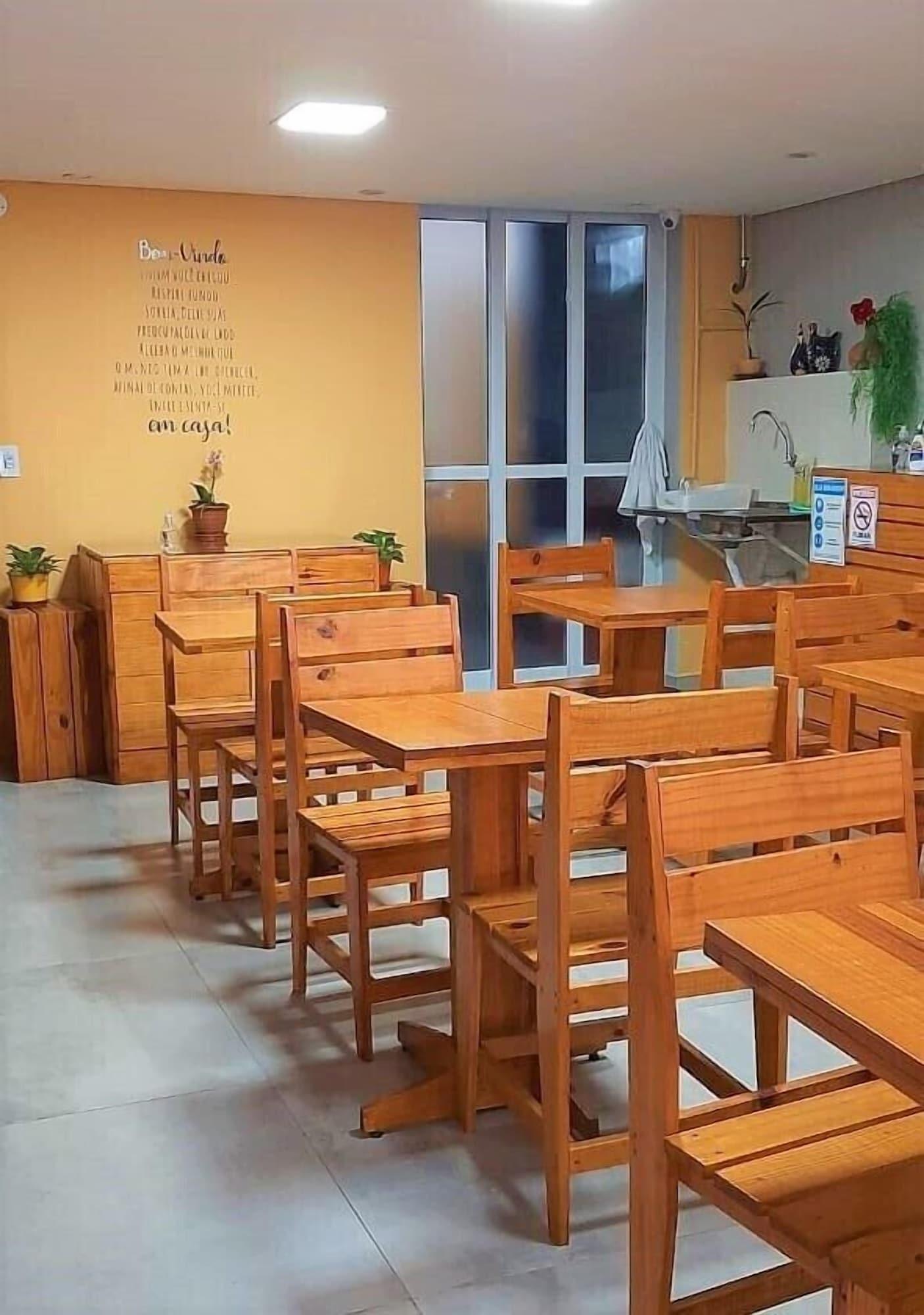 Restaurant Hostel B2B