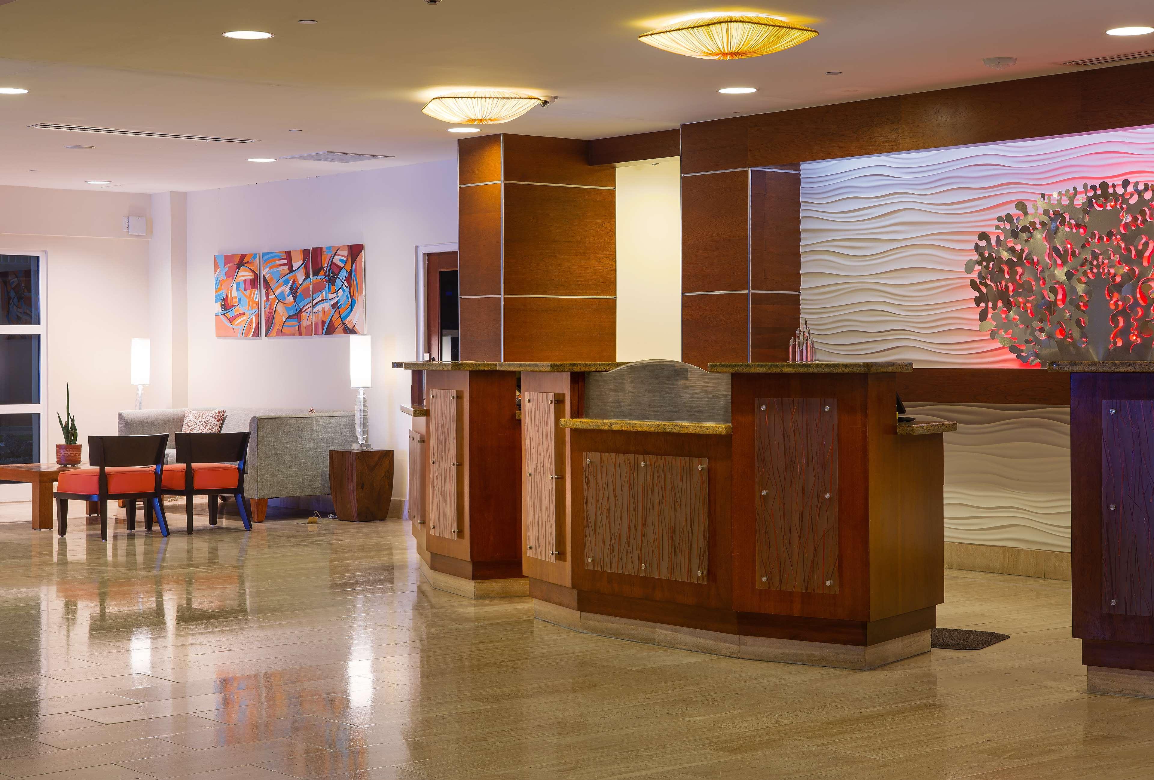 Vista Lobby La Cabana Beach Resort and Casino