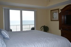 Alquiler Vacacional - 3BR/3BA Direct Oceanfront Condo - Magnificent Panoramic View!