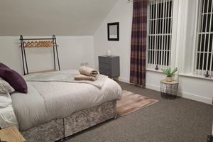 Alquiler Vacacional - 3 Bed Flat - Sleeps 6 - Parking - Wifi