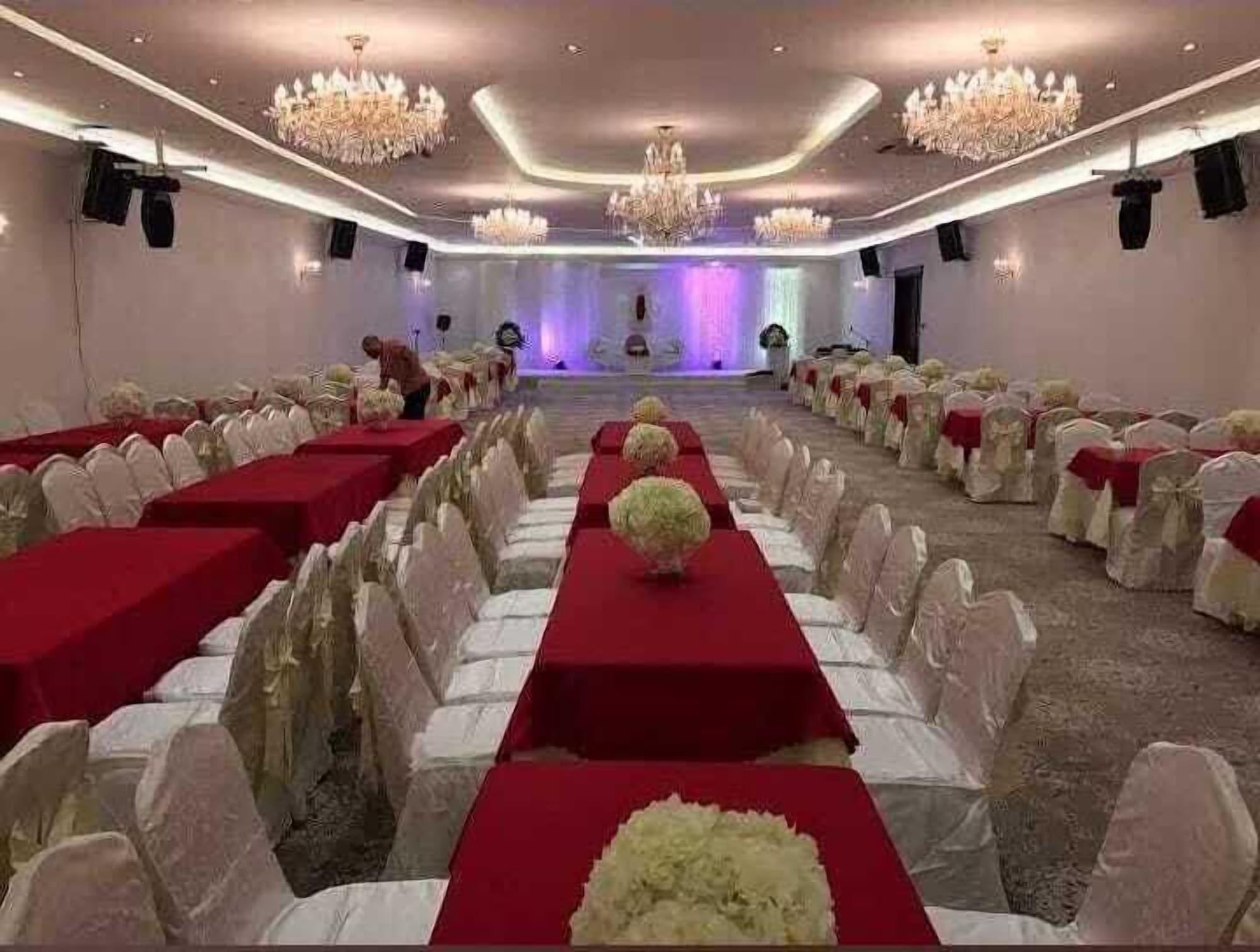 Restaurant Salmiya Grand Hotel