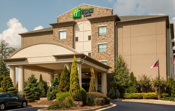 Holiday Inn Express and Suites Atlanta Southwest F