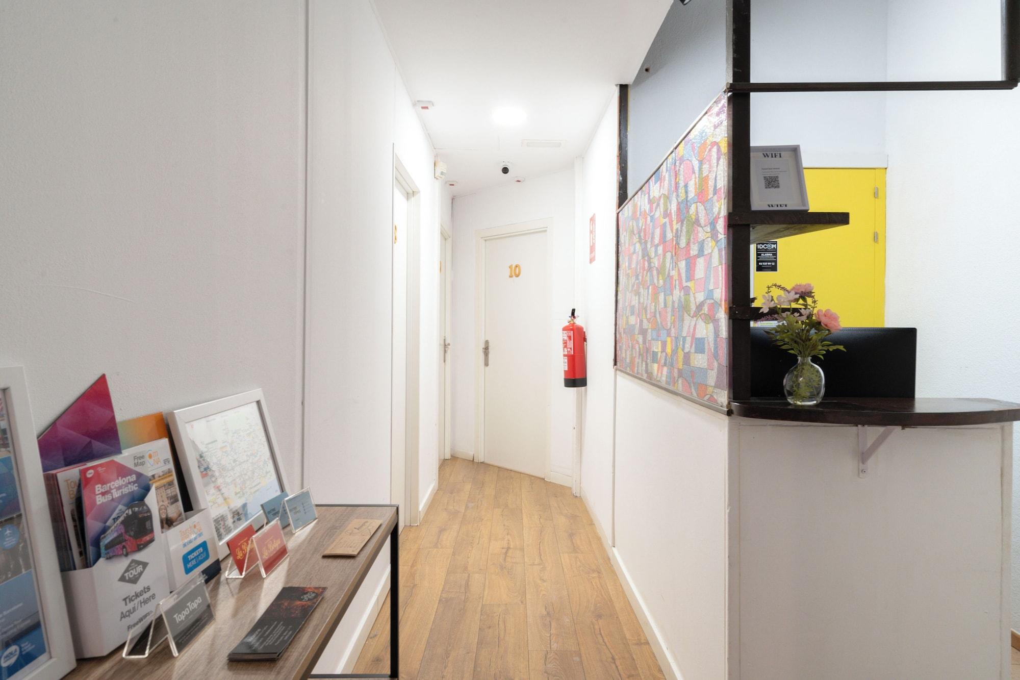 Vista Lobby Hostal Sant Antoni