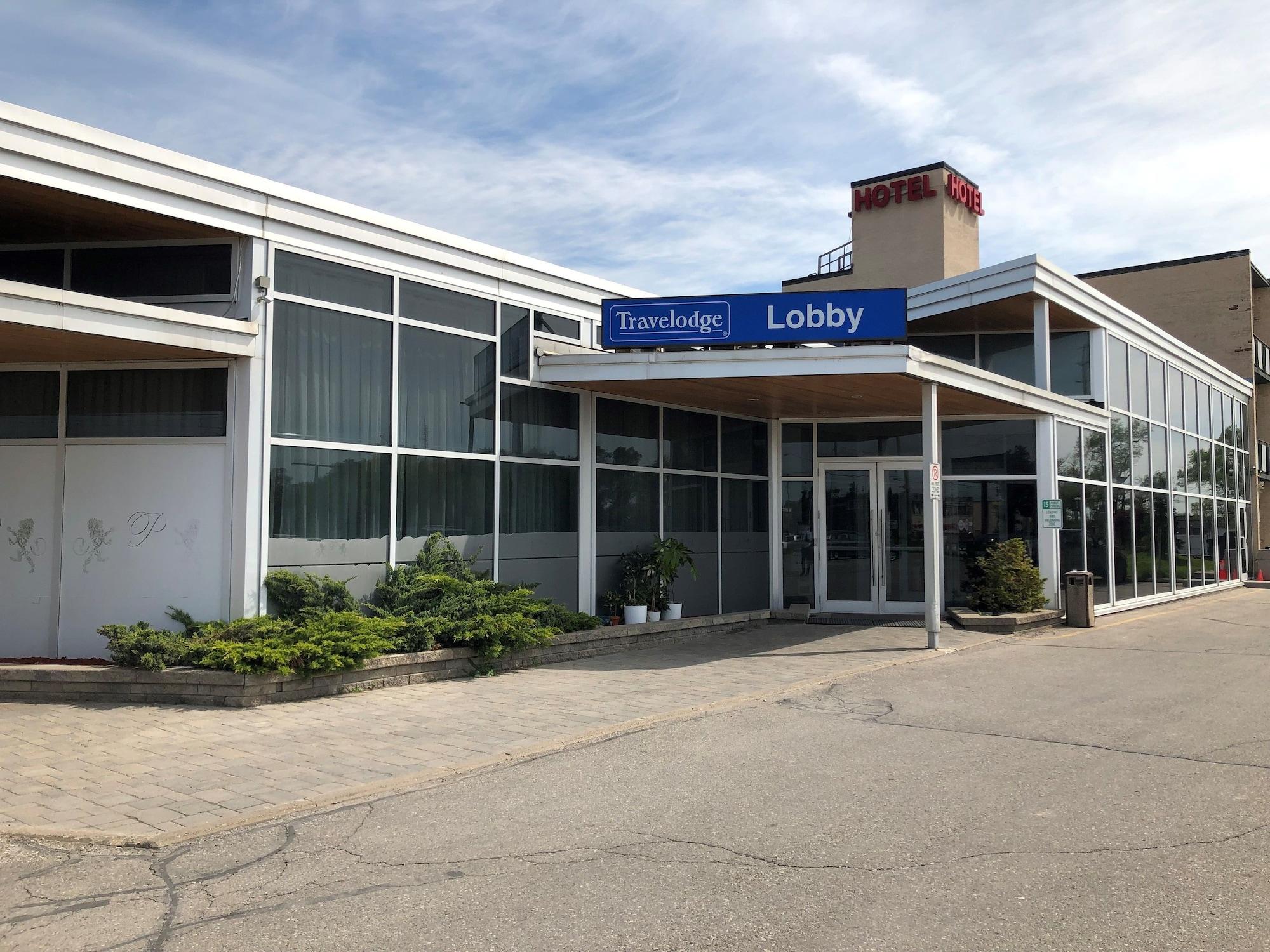 Vista Exterior Travelodge by Wyndham Richmond Hill