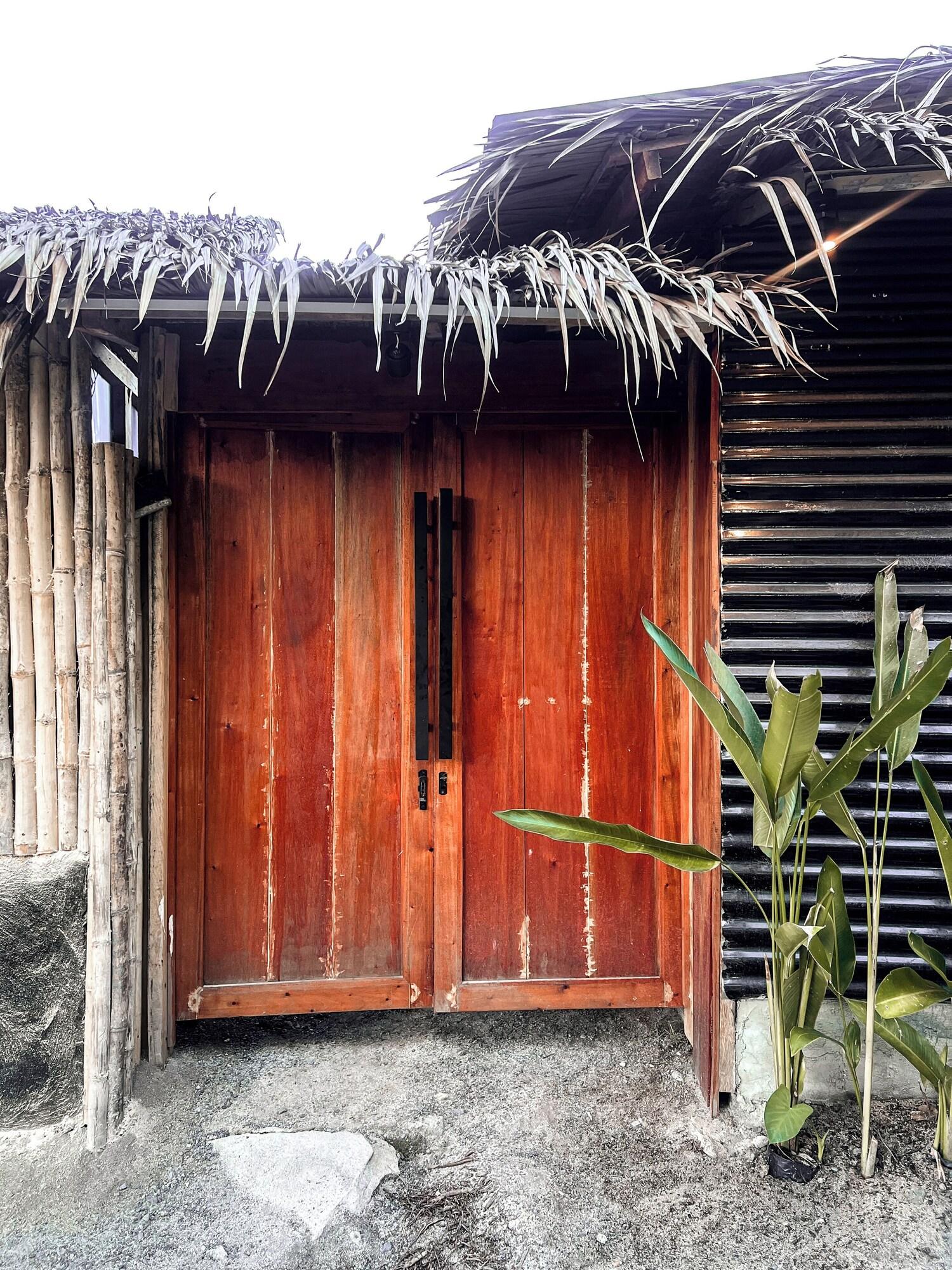 Varios AP BUTANG HOSTEL