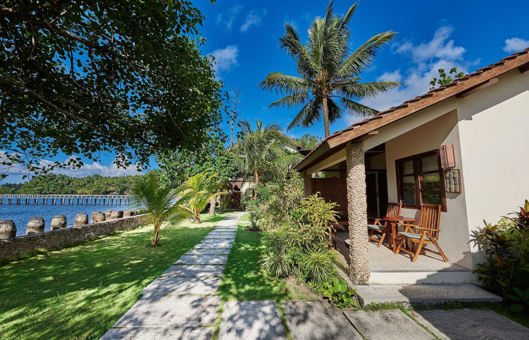 Vista Exterior Cocotinos Manado a Boutique Dive Resort & Spa