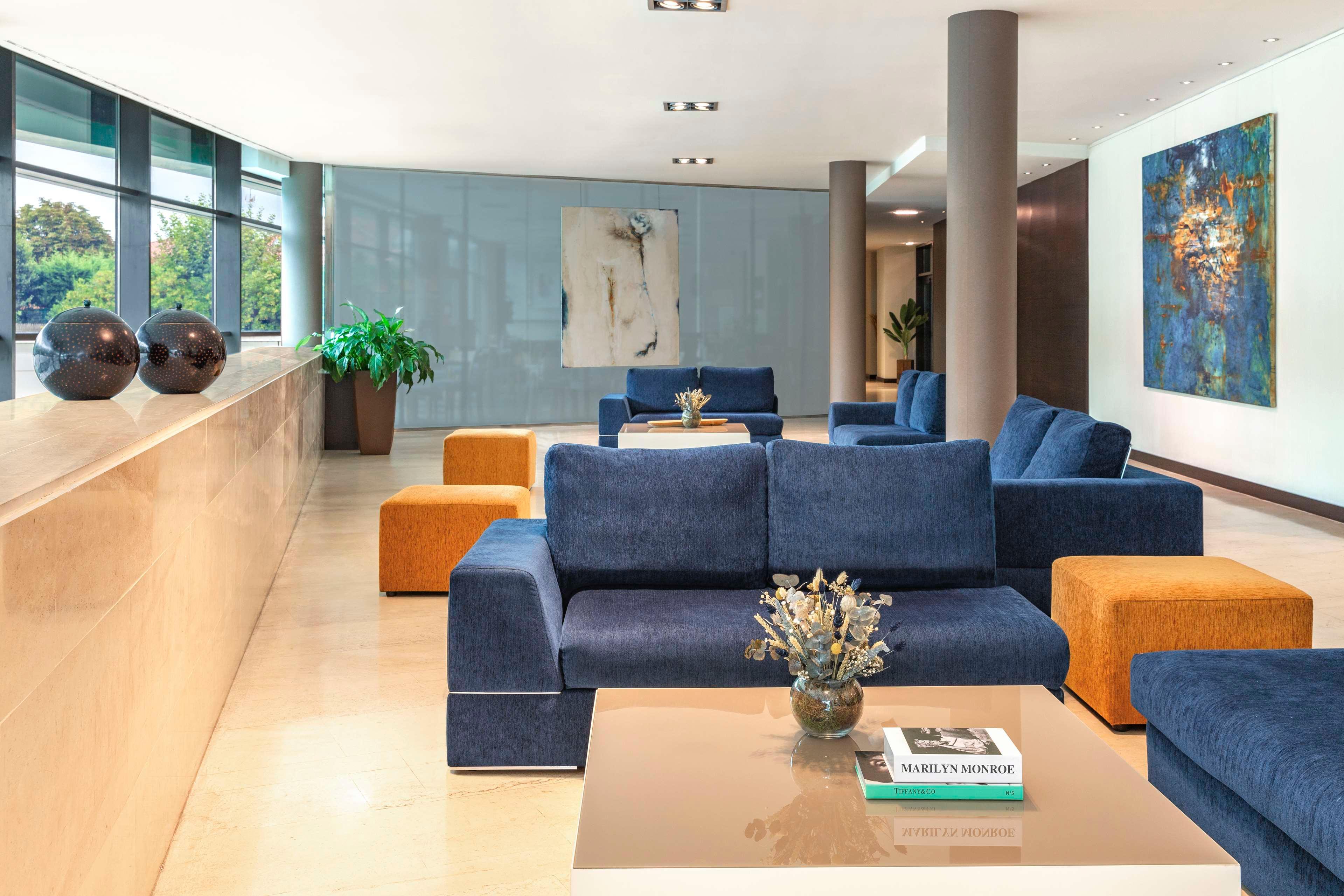 Vista Lobby NH Gijón