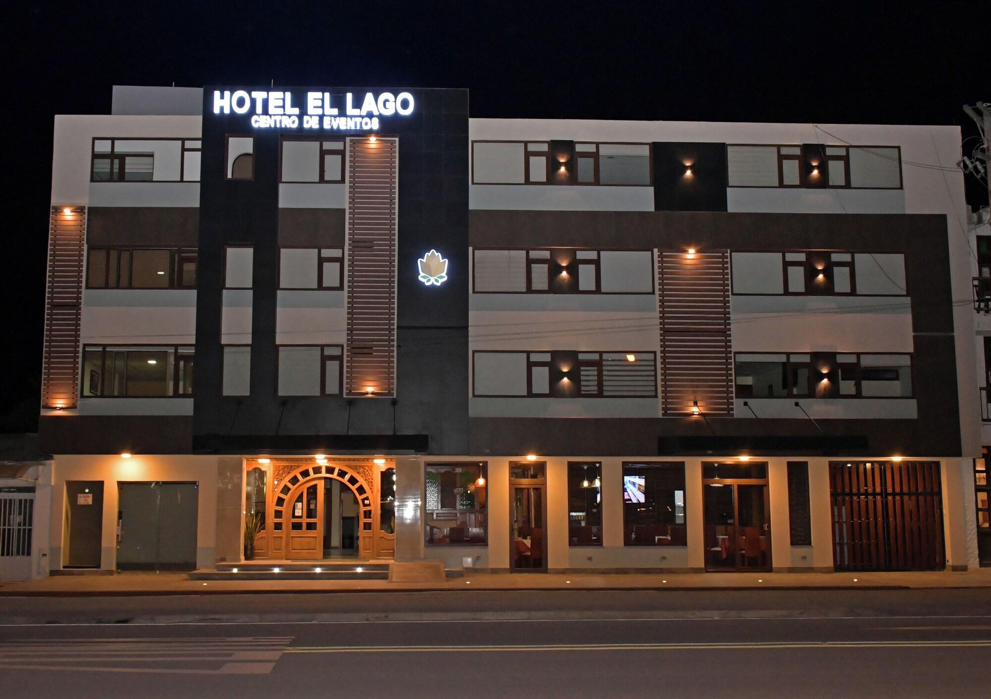 Vista Exterior Hotel El Lago