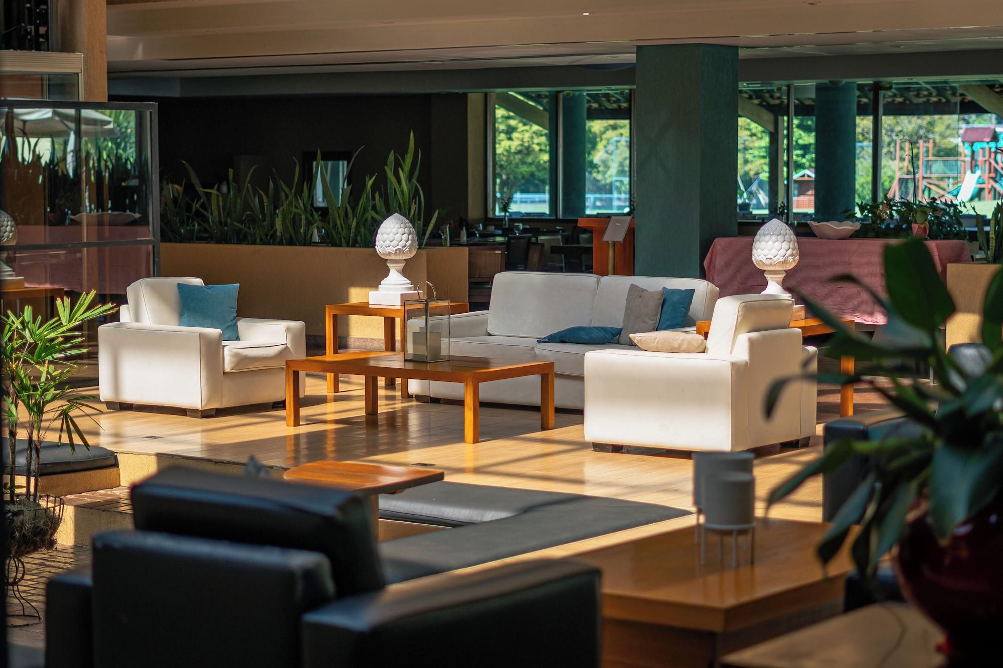Vista Lobby Villa Itaipava Resort & Conventions