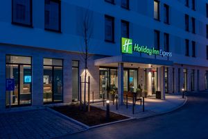 Hospedagens - Holiday Inn Express Munich North by IHG