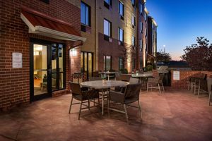 Alojamiento - TownePlace Suites Garden City