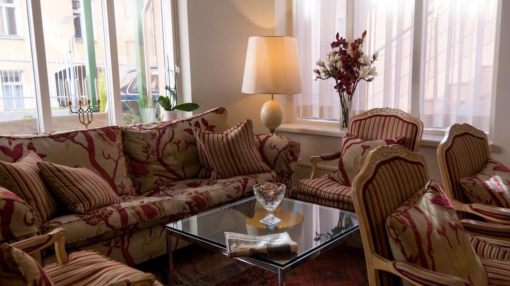 Vista Lobby Rivoli Jardin Hotel