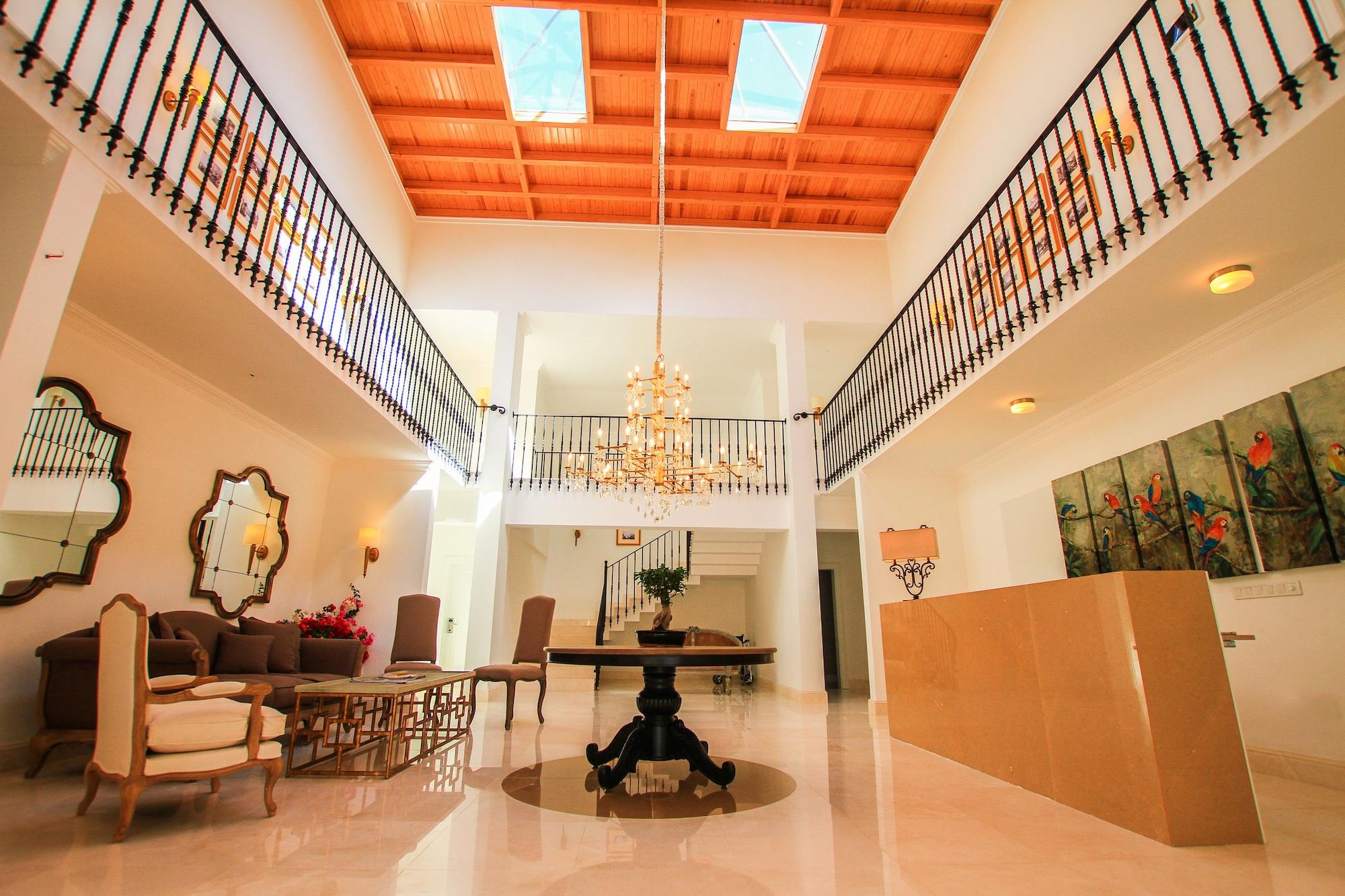 Vista Lobby Palm Bay Beach Hotel