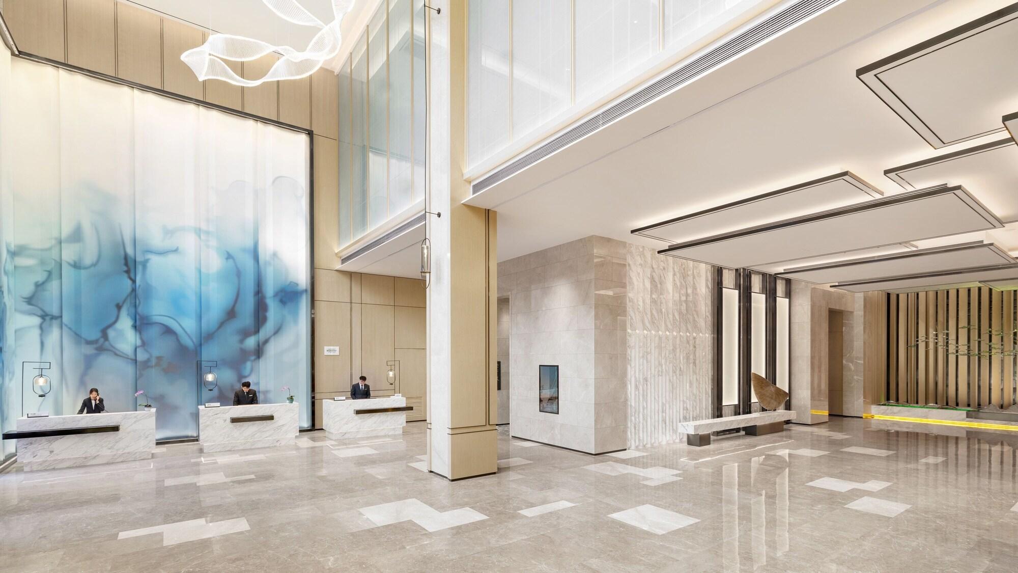 Vista Lobby Courtyard By Marriott Shanwei Haifeng