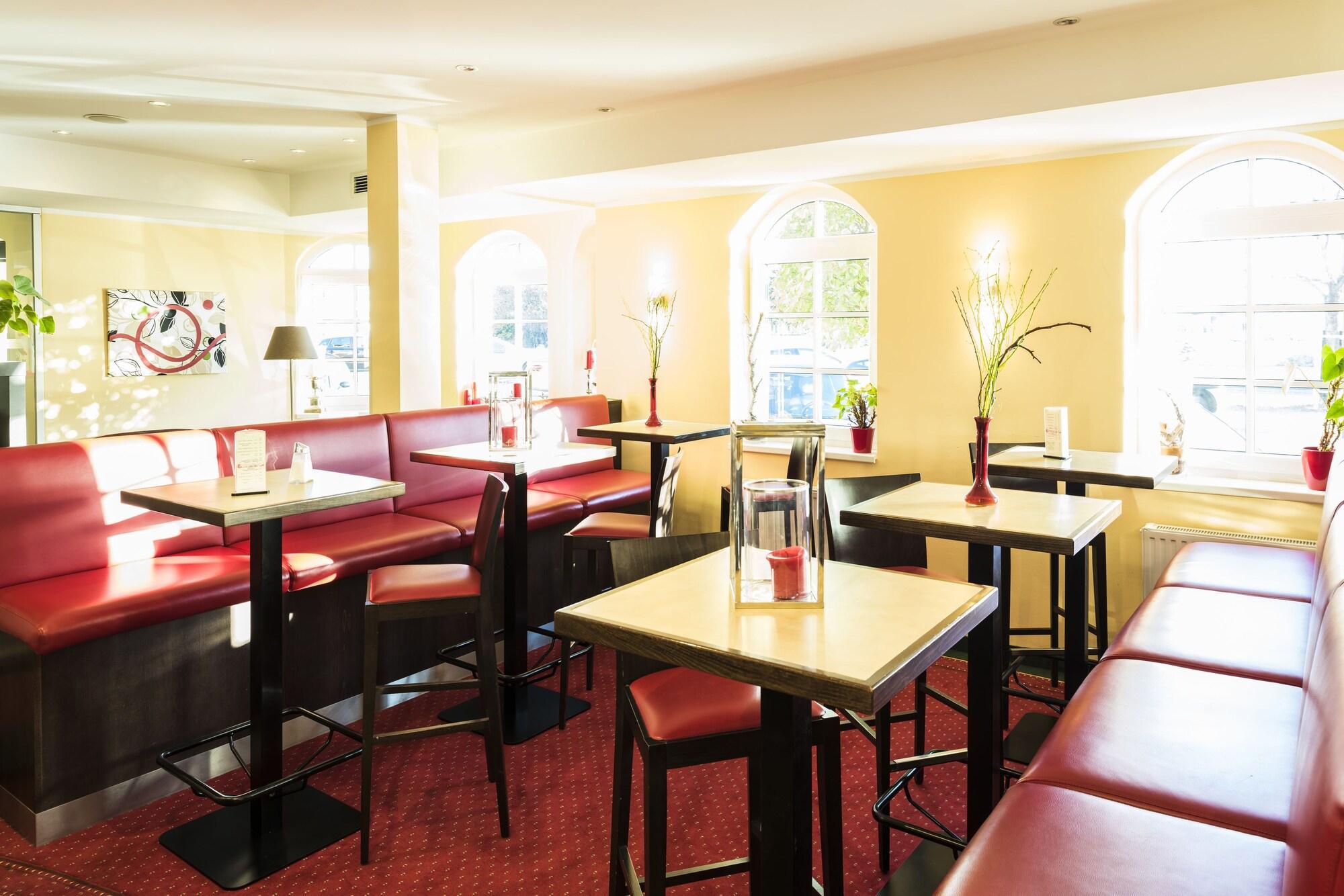 Bar/Salón Hotel Karl-Wirt