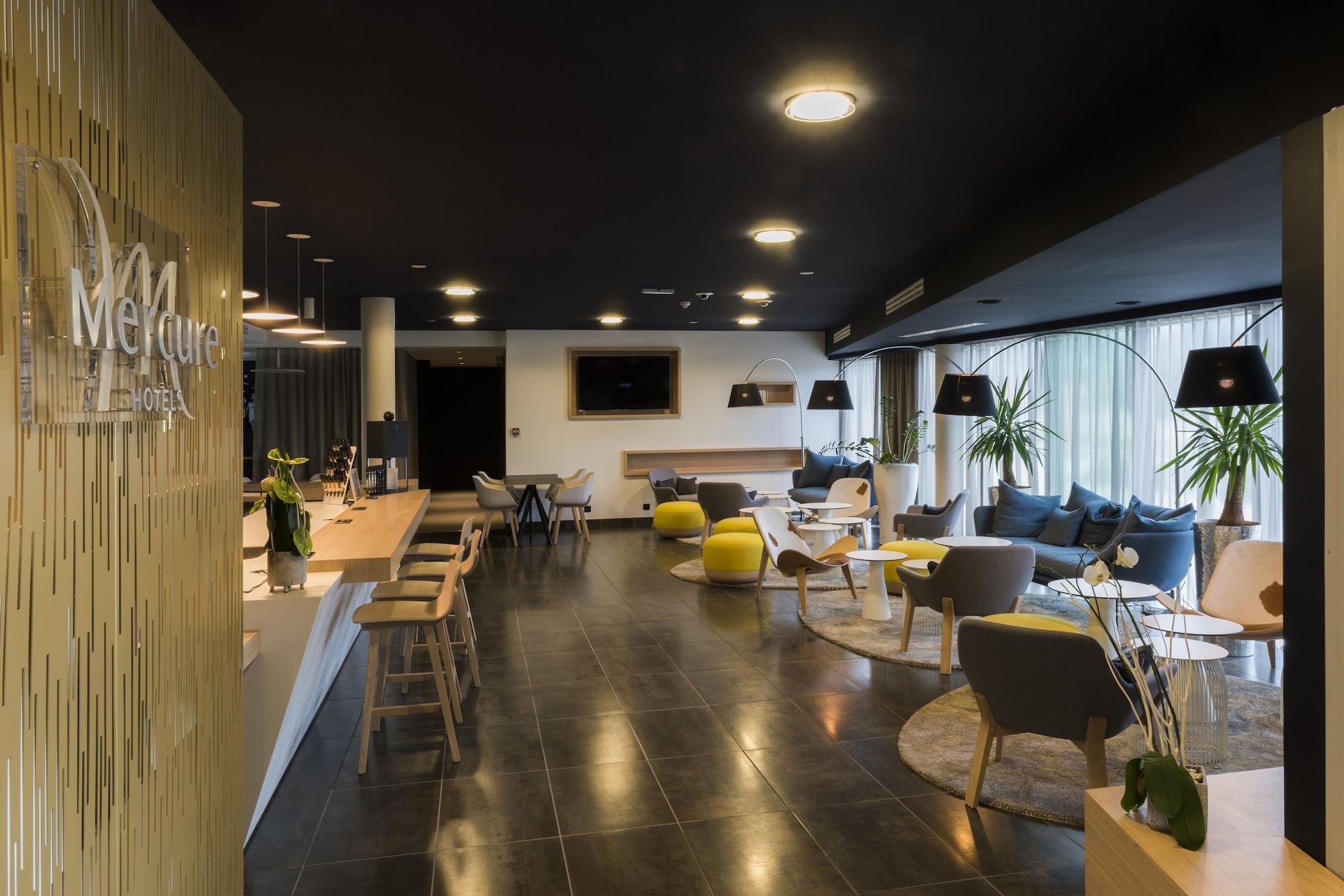 Vista Lobby Hôtel Mercure Nantes Ouest Saint-Herblain Zenith