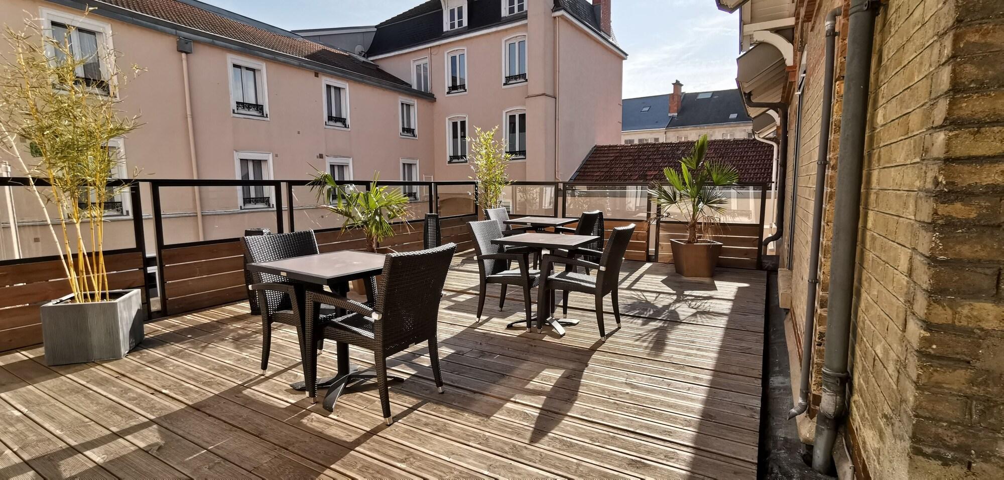 Varios Logis Hôtel et spa Le Renard Châlons-en-Champagn