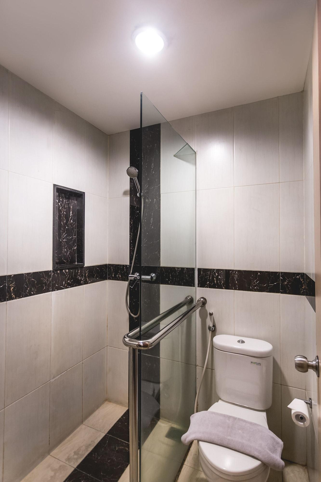 Equipamiento de Habitación Hotel Feodora Grogol