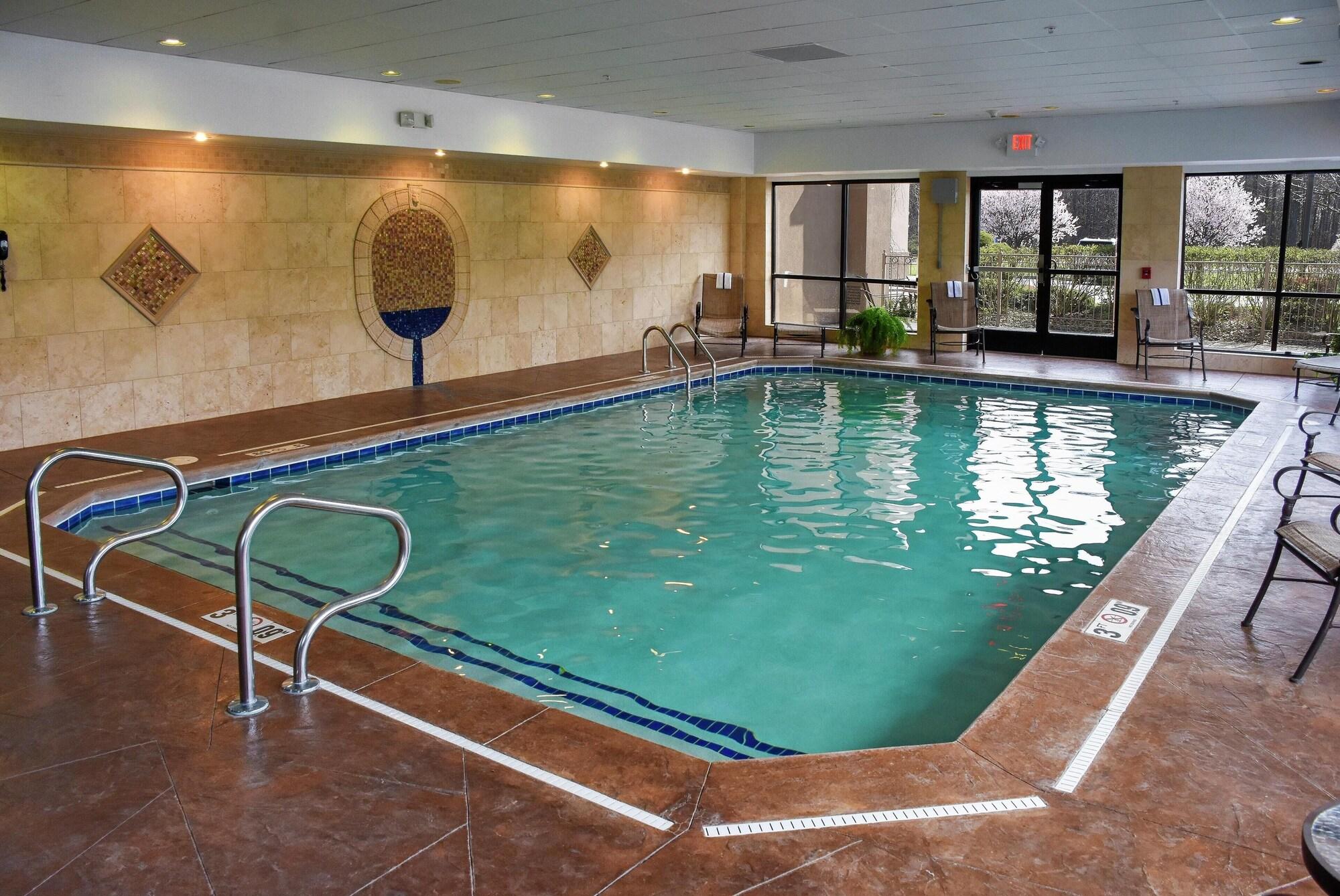 Vista Piscina Hampton Inn & Suites Youngstown-Canfield