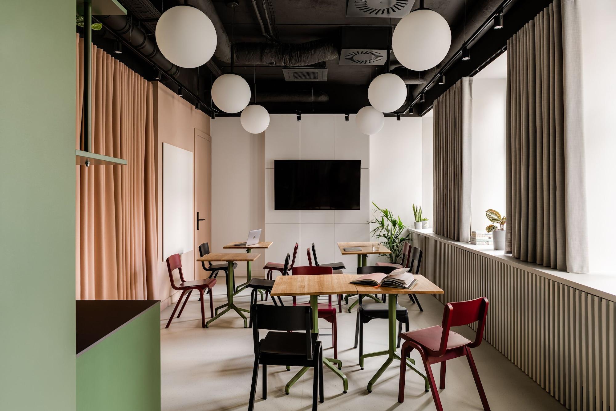Sala de Reuniones Plantonia