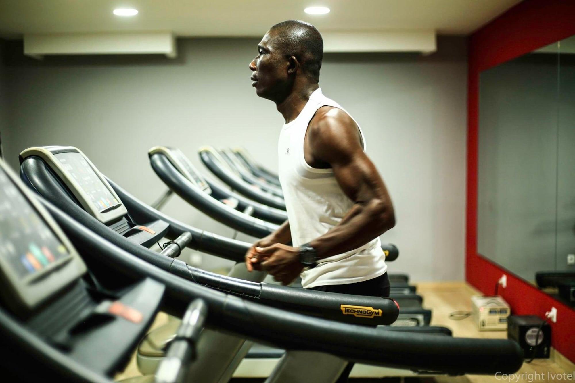Gimnasio Ivotel Abidjan