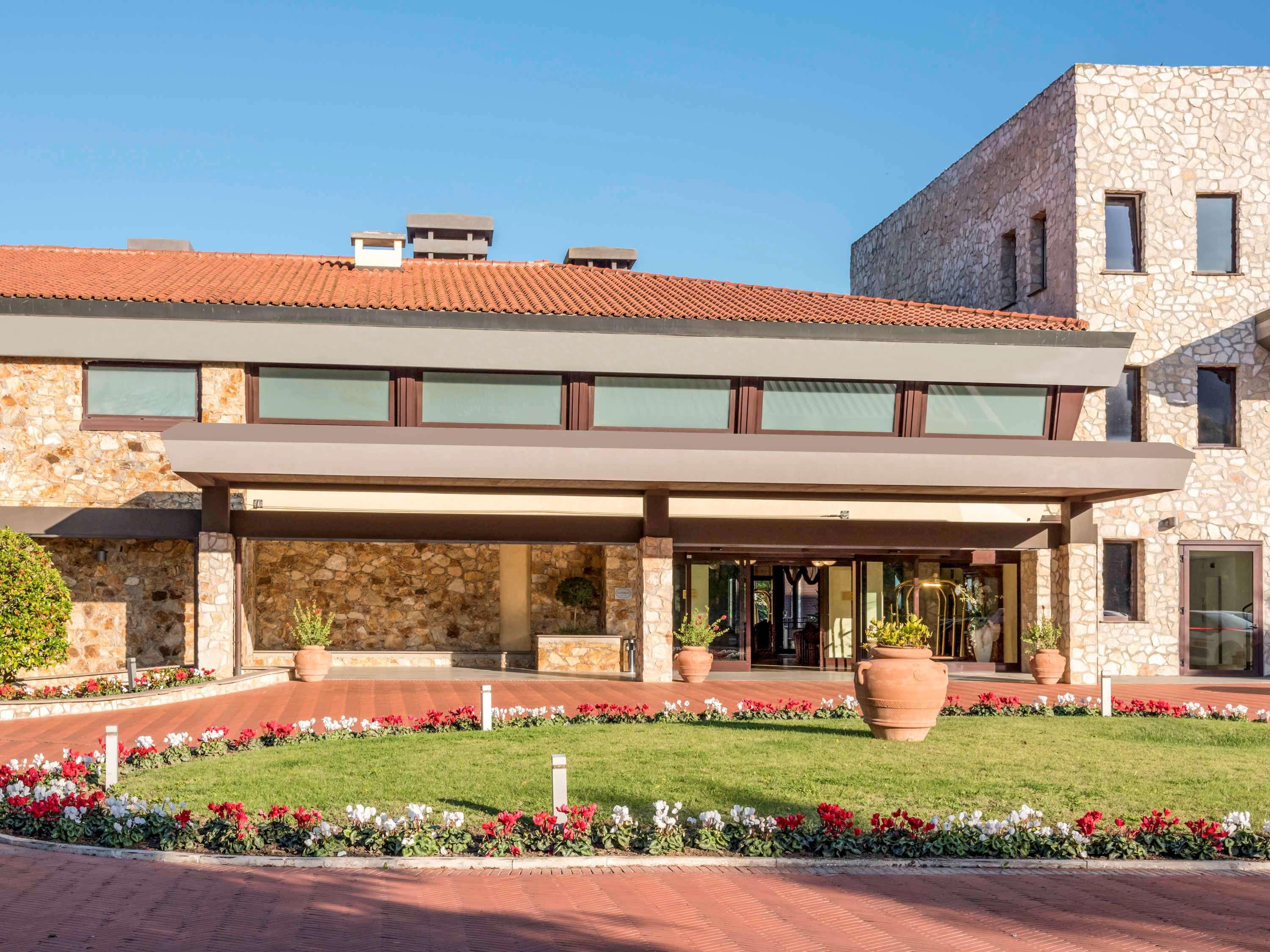 Vista Exterior Mercure Petriolo Siena Terme Spa Hotel