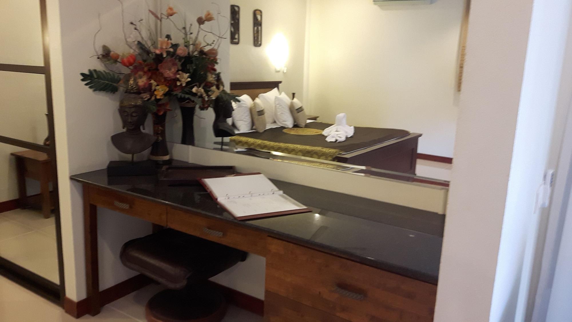 Set de Habitación Siam Court