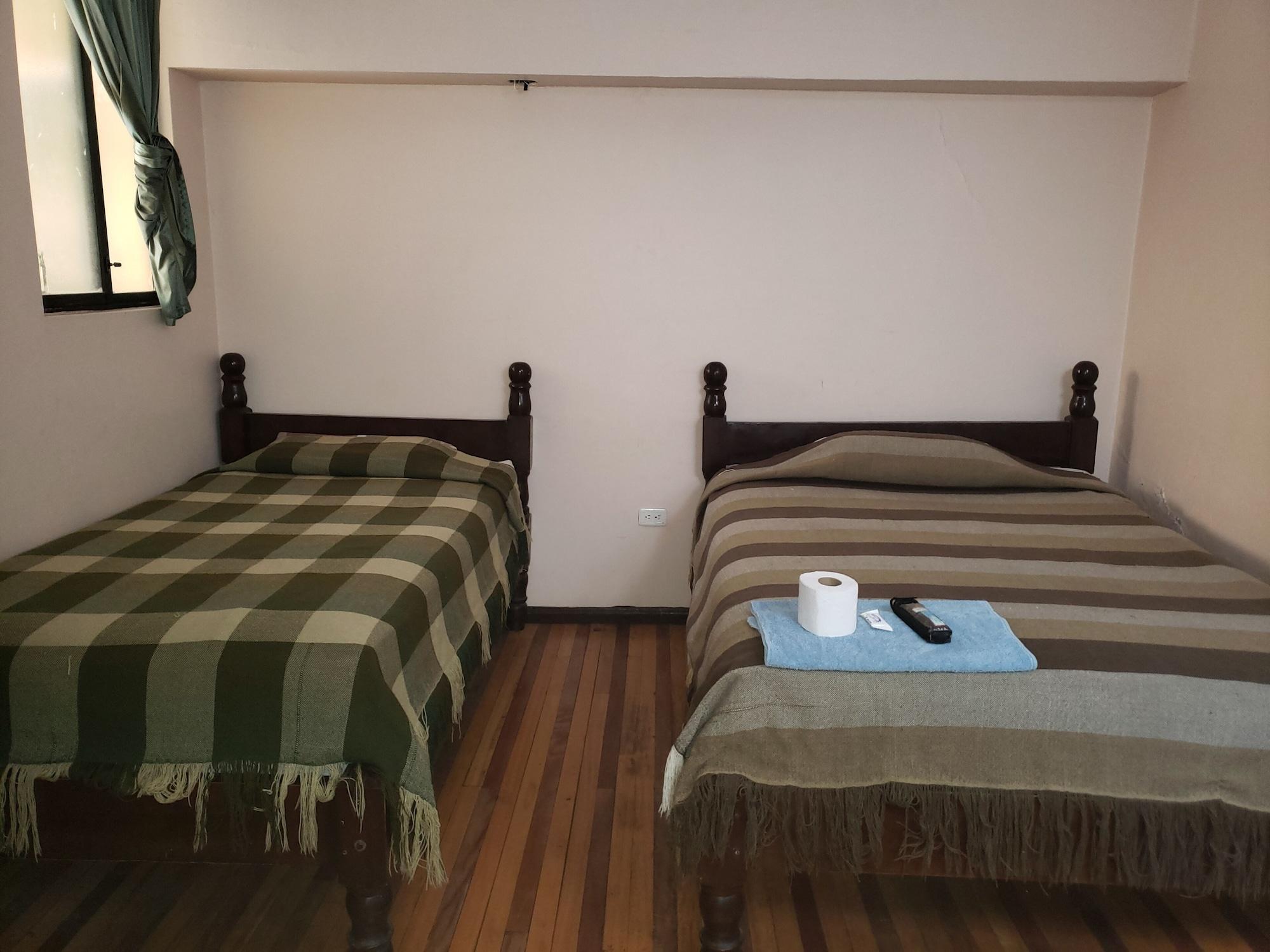 Guest room Hostal Puertas del Sol