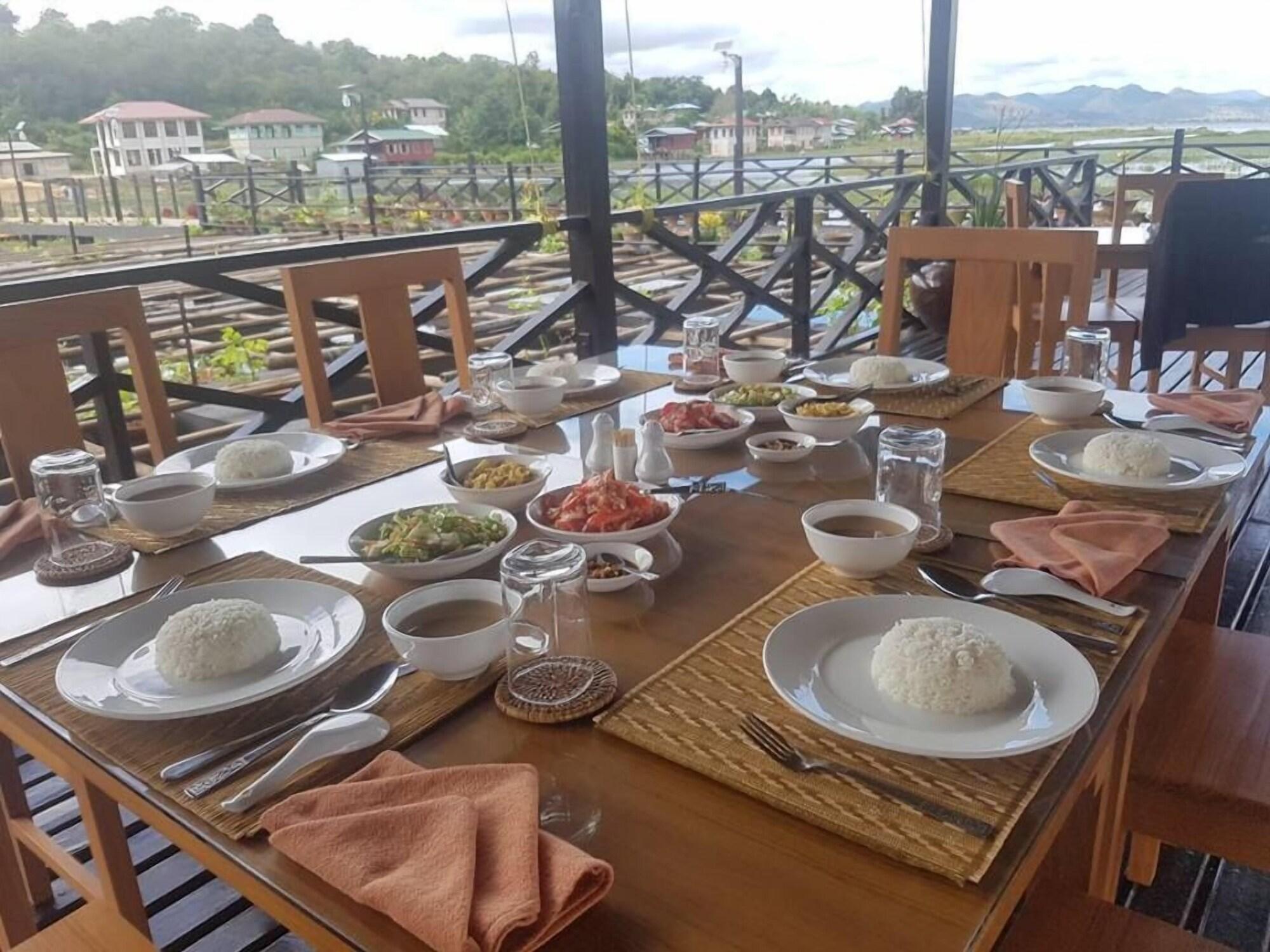 Restaurant The Inle Sanctuary Phayartaung