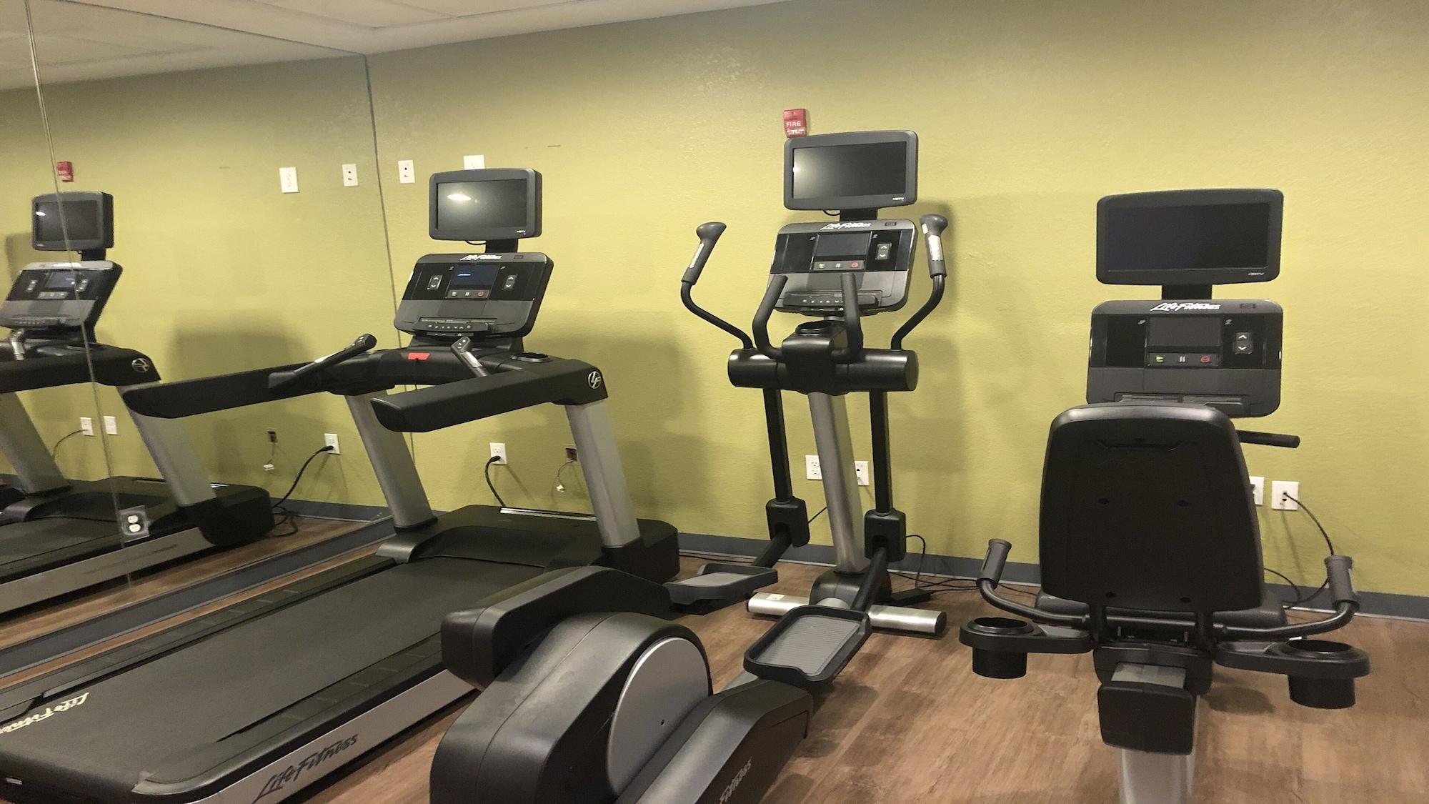 Gimnasio Holiday Inn Express & Suites West Palm Beach Metrocentre by IHG
