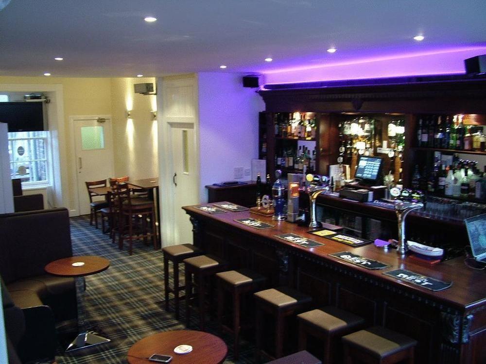 Bar/Salón Aberdour Hotel
