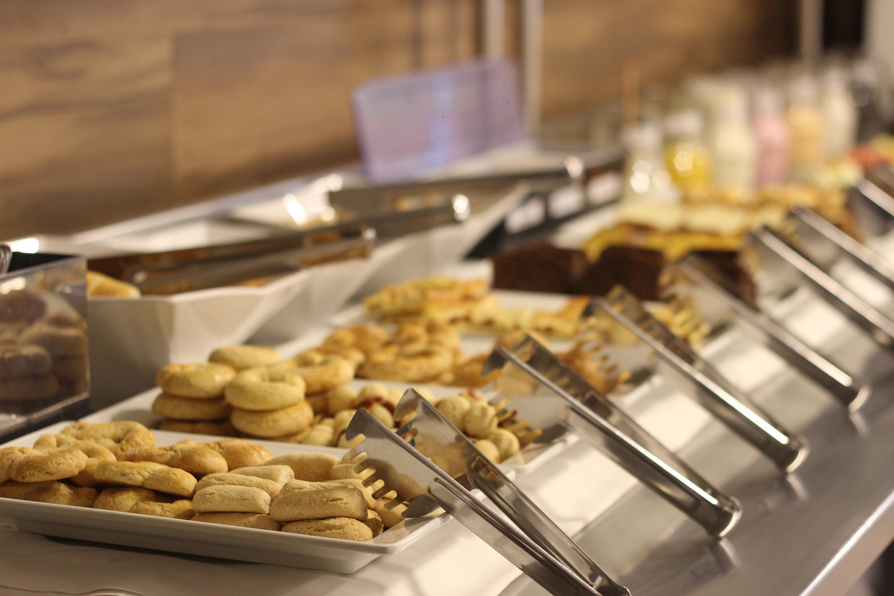 Bar/Salón Ímpar Suítes Barão de Cocais