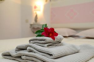 Alquiler Vacacional - Detached villa in local stone with private pool.