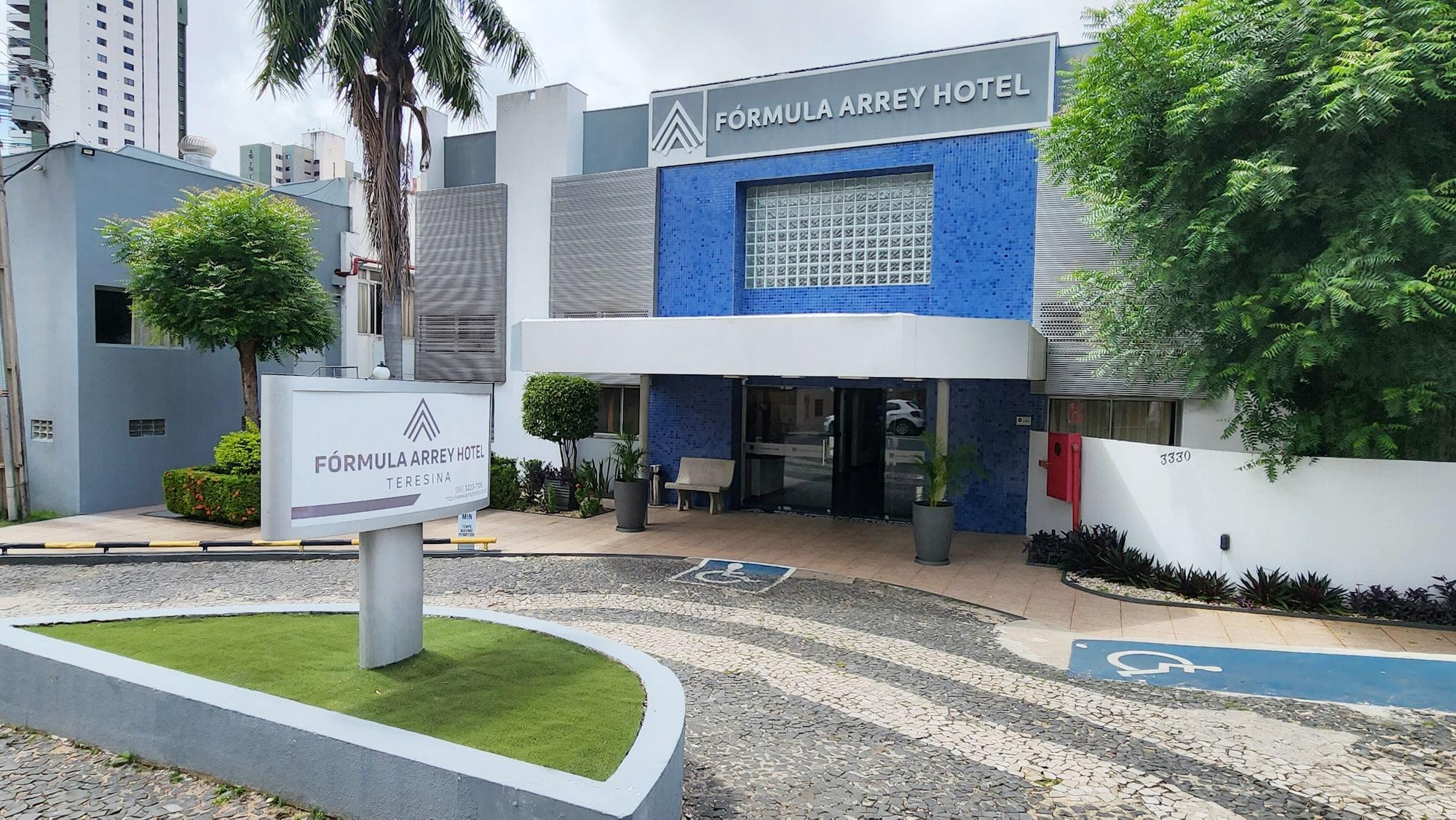 Vista Exterior Fórmula Arrey Hotel - Teresina